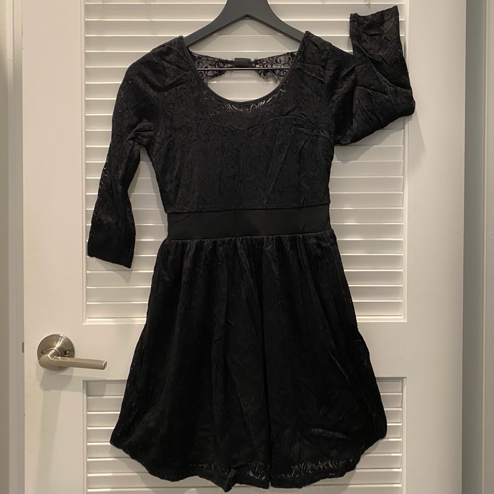Black Lace Short Sleeved Dress